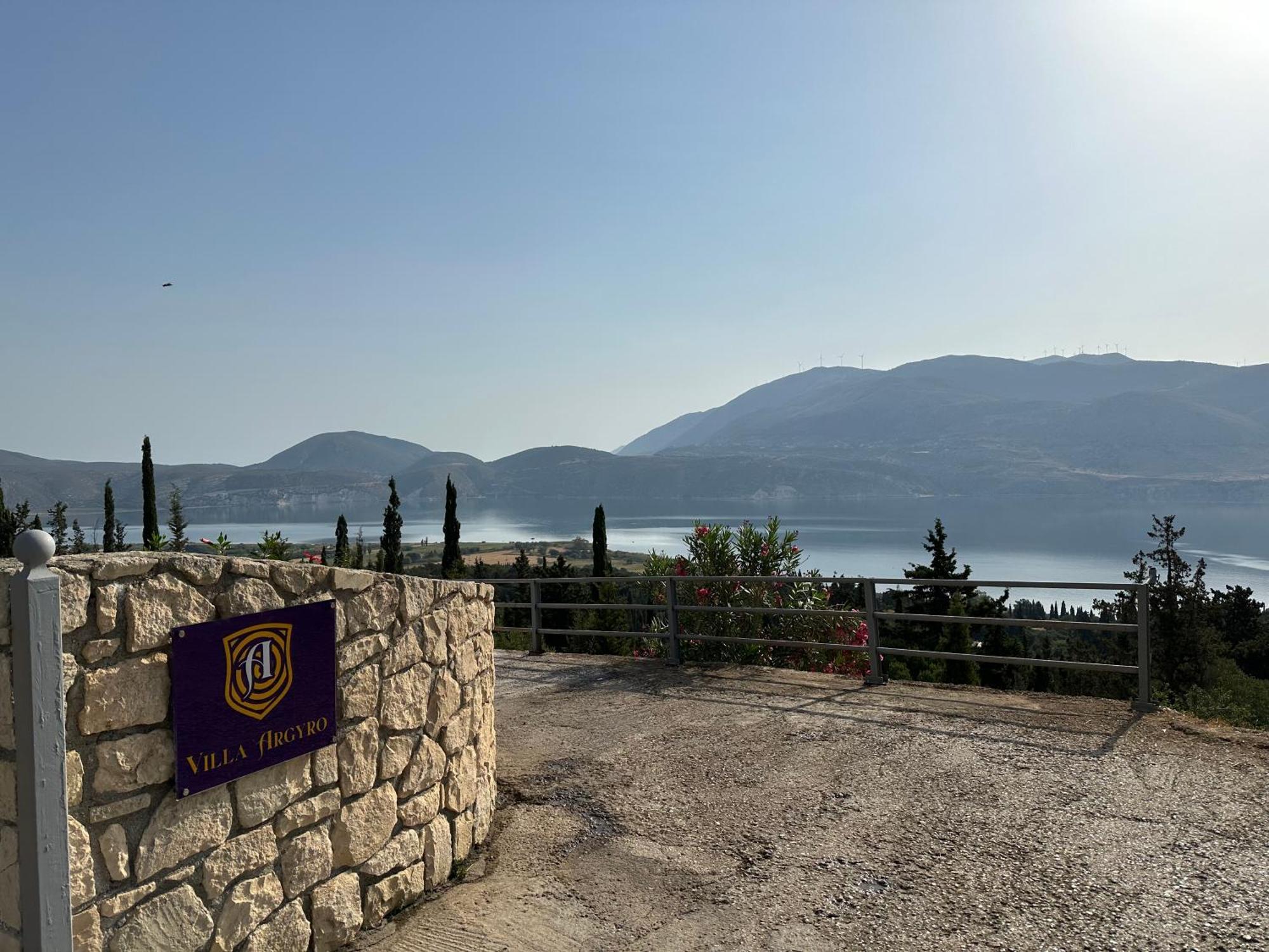 Villa Argyro Lixouri Exterior photo